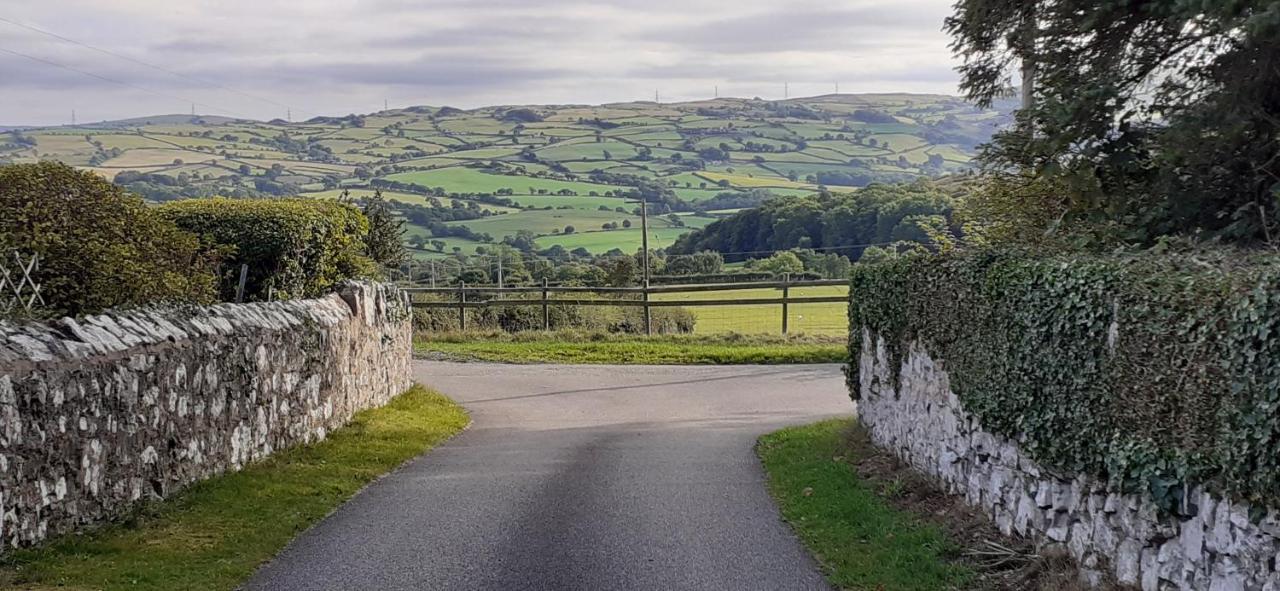 Henblas Holiday Cottages Abergele Exterior foto